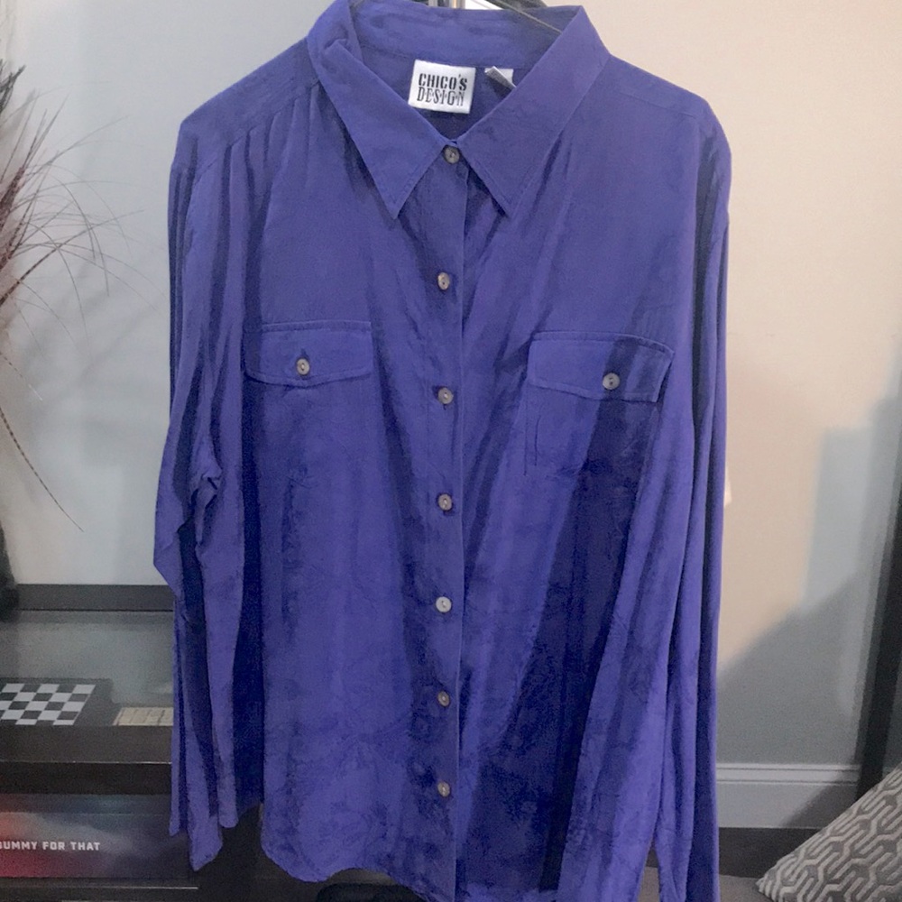 CHICO’S DESIGN 100% silk periwinkle color with embellished paisley designs
